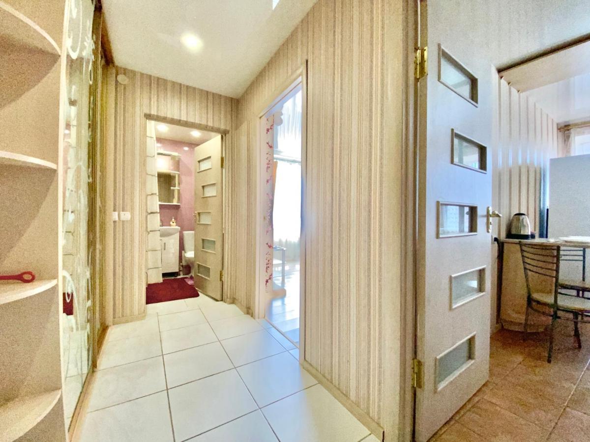 Apartpoltava Елегантна Квартира В Новобудові,Біля Каштанової Алеї, Центр Міста, Звітна Документація Exterior foto